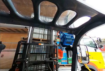 落下事故VR、高所での手すりの危険