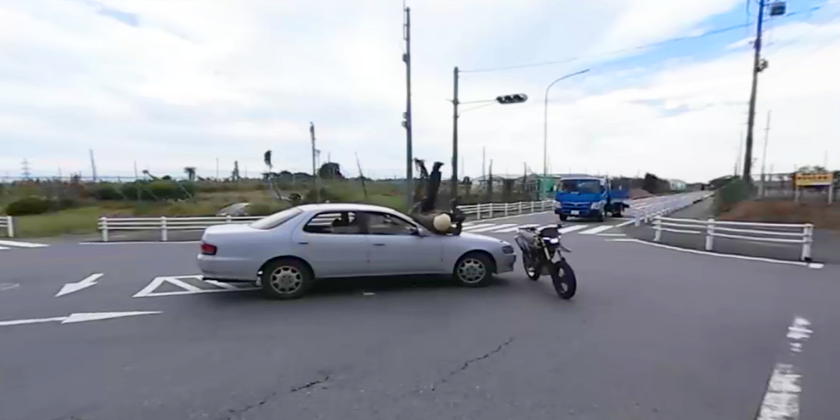 交差点事故VR